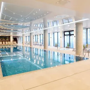 https://eltom-tour-apartament-215-a-nadmorskie-tarasy.kolobrzeghotels.com